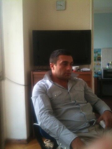  ,   Davit, 37 ,   