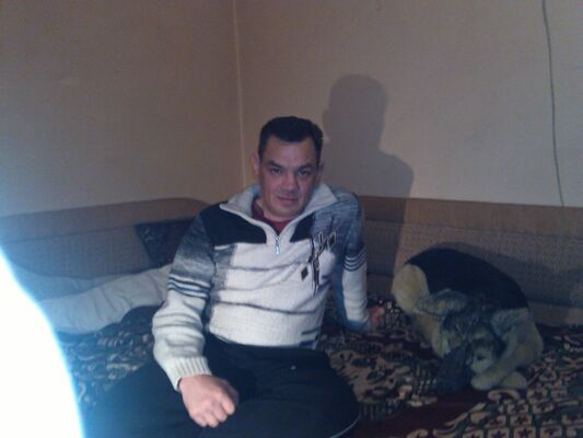  ,   Vitalij, 51 ,   ,   , c 