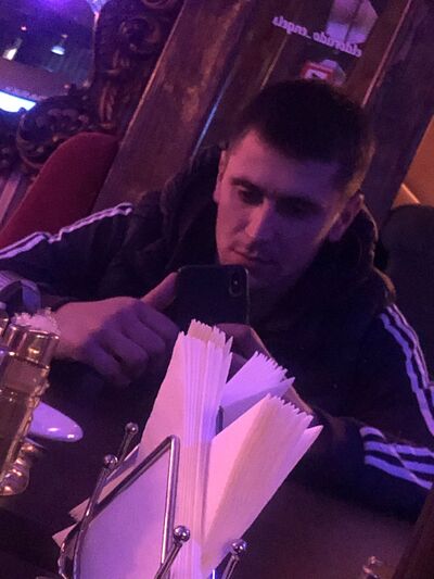  ,   Victor, 24 ,   ,   