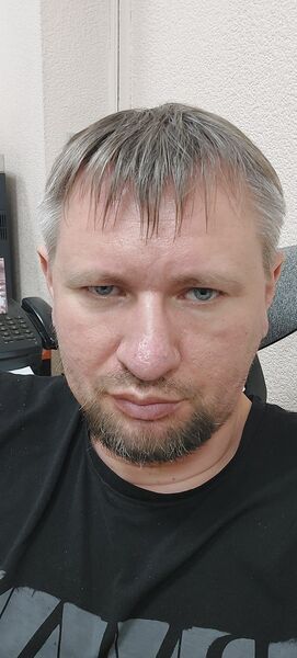  ,   Vito, 44 ,   