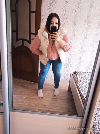  ,   Asya, 24 ,     
