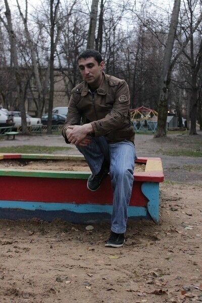  ,   Aleksei, 40 ,   ,   , c 