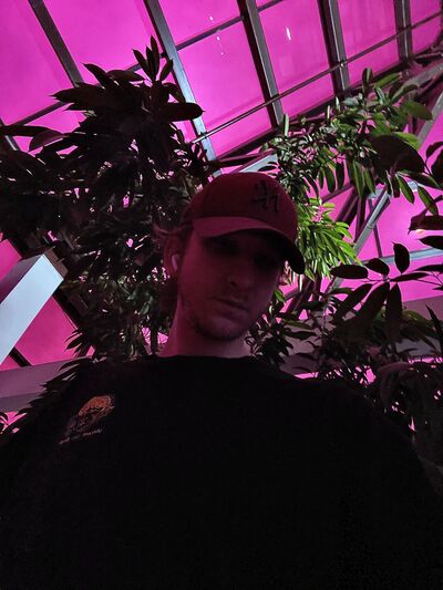  ,   Daniil, 27 ,   ,   , c 