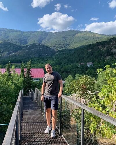  ,   Dmitry, 32 ,   