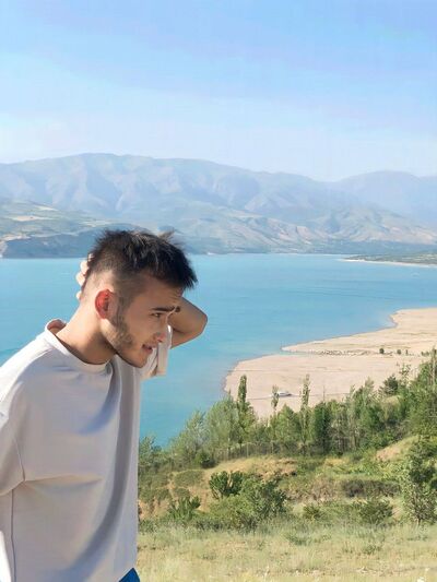  ,   Azizbek, 21 ,   ,   , c 