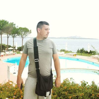  ,   Aleksandrs, 43 ,   ,   , c 
