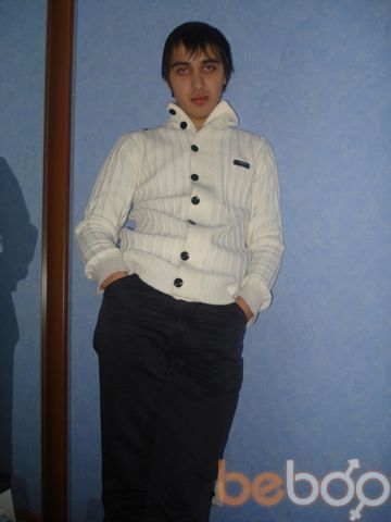  ,   Dmitriy, 32 ,   