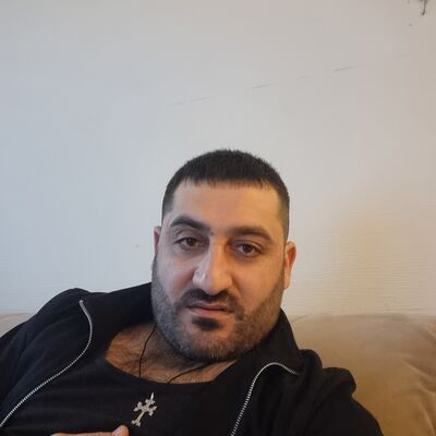  ,   Aram, 35 ,  