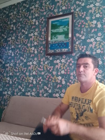  ,   Ilia, 43 ,     , c 