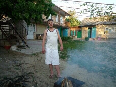  ,   Eduard, 40 ,  