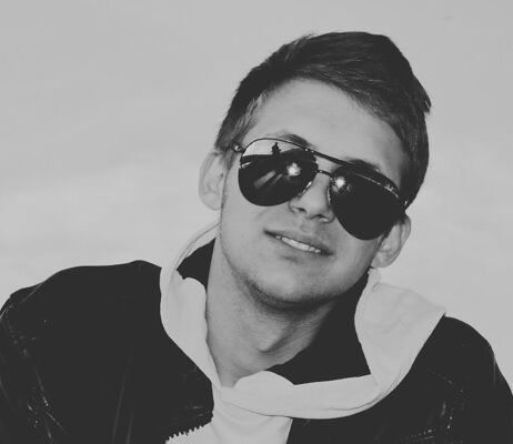  ,   Viktor, 30 ,   ,   , c 