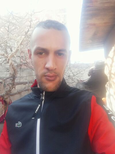  ,   Sofian, 33 ,   ,   