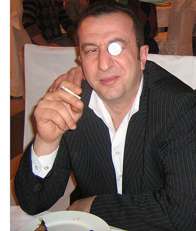  --,   Artur, 51 ,   