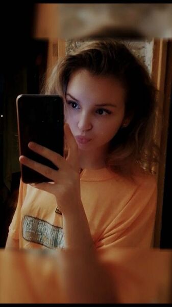  ,   Angelina, 24 ,   ,   