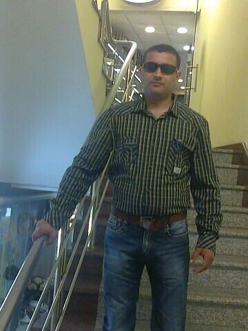  ,   Dima, 40 ,   ,   