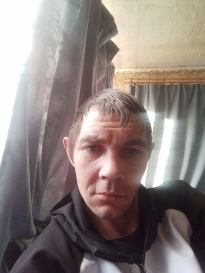  ,   Anton, 36 ,   ,   