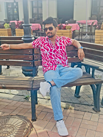  ,   Paasha, 29 ,   ,   