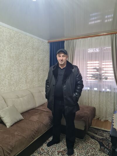  ,   Shamil, 47 ,   ,   