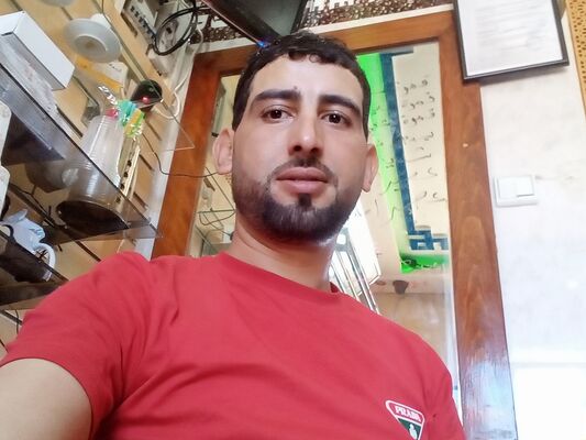  ,   Hamza khalif, 33 ,   ,   