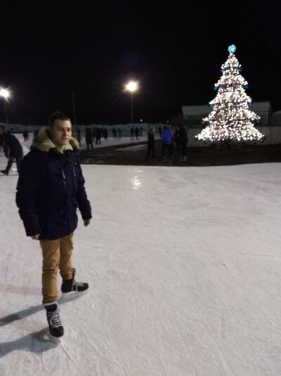  ,   Andris, 33 ,  