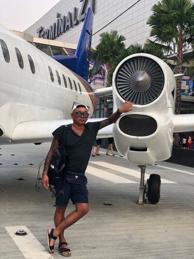  ,   Leon, 46 ,   ,   