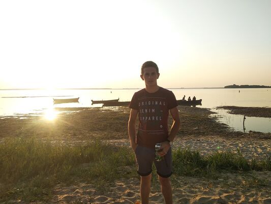  ,   Yurii, 27 ,   ,   , c 