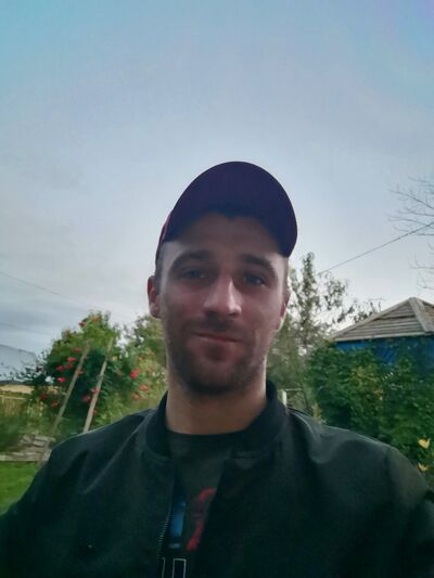  ,   Artem, 31 ,   ,   , c , 