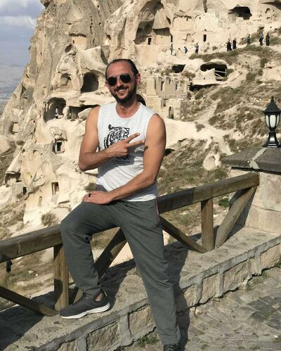  ,   Ernesto, 44 ,   ,   