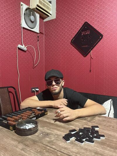  ,   Axmed, 25 ,   ,   