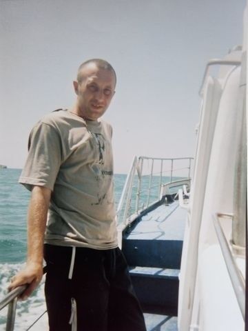  16549137  Sergej, 49 ,    