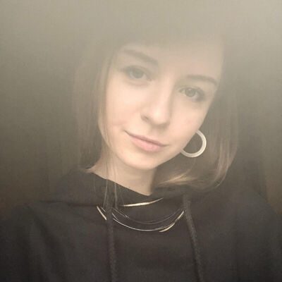  ,   Neznakomka, 44 ,   ,   , c 