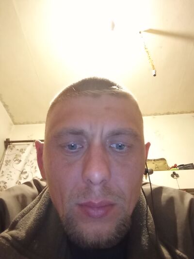  ,   Aleks, 40 ,   ,   