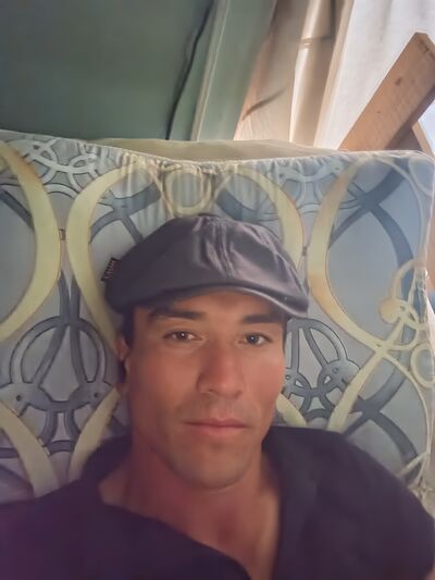  ,   Vahobxon, 33 ,     , c 