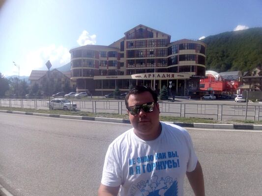  ,   Dimitrij, 37 ,   ,   , c , 