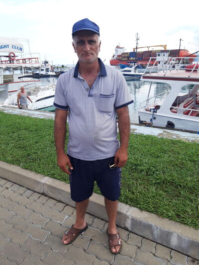  --,   Qajik, 49 ,   ,   