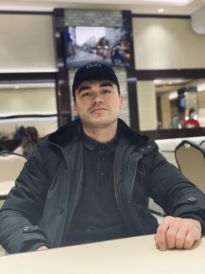  ,   Amirjon, 28 ,   c 