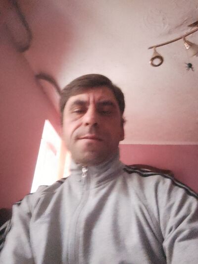  ,   Valera, 42 ,   ,   