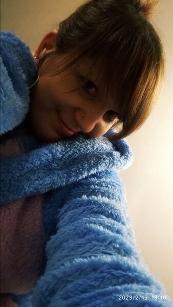  ,   Lana, 40 ,   ,   , c , 
