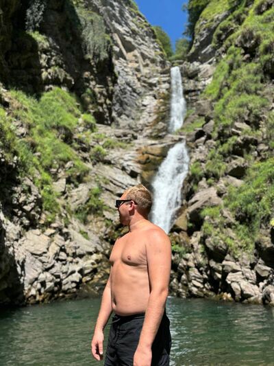  ,   , 28 ,   ,   