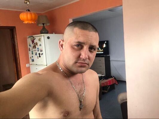  ,   Aleksandr, 37 ,   c 