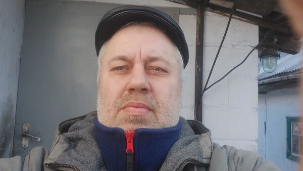  ,   Vlad, 50 ,   