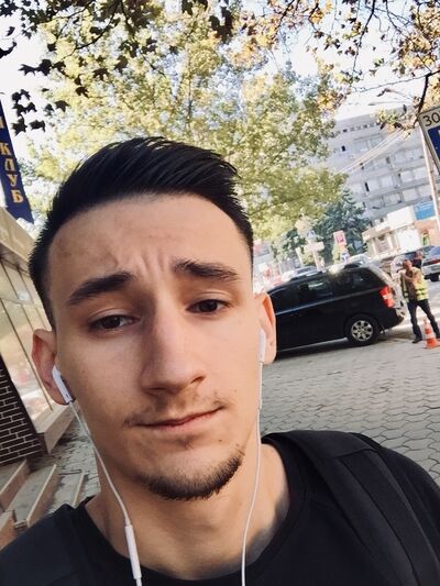  ,   Oleg, 27 ,   ,   , c 