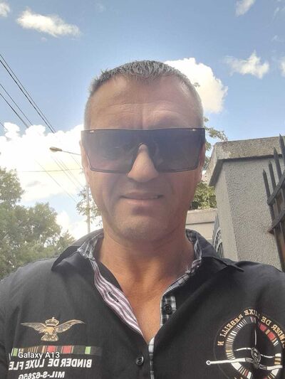  --,   , 42 ,   c 