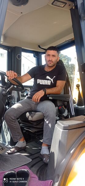  ,   Armen, 34 ,   ,   