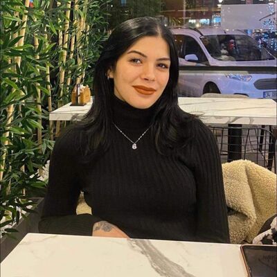  ,   Leyla, 45 ,   ,   
