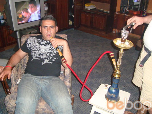  -,   Baha, 37 ,  