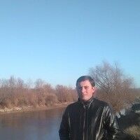  ,   Vadim, 39 ,   