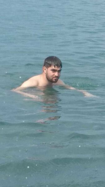  ,   Zaur, 32 ,   ,   , c 