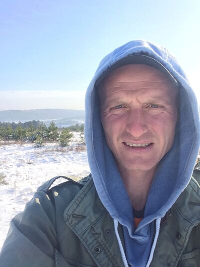  ,   Alex, 43 ,   