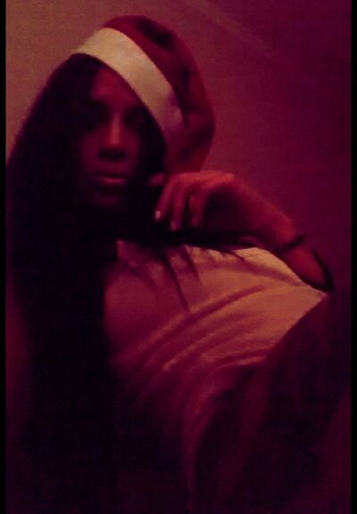  ,   Ganjaa Baby, 33 ,     , c 